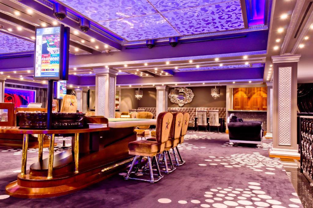 Savannah Hotel & Casino Paramaribo Bagian luar foto
