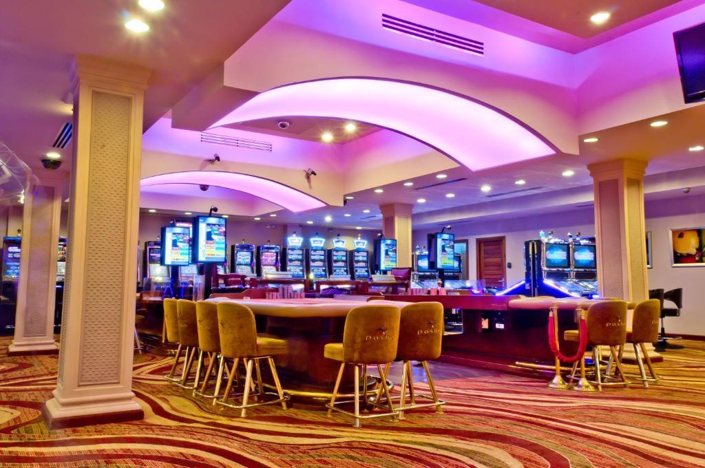 Savannah Hotel & Casino Paramaribo Bagian luar foto